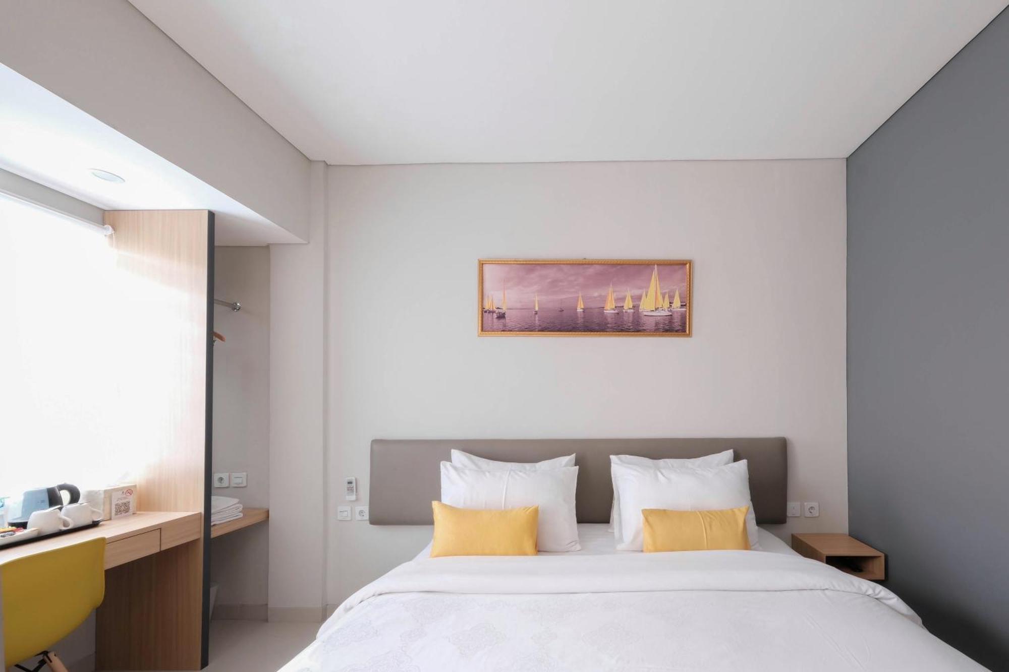 S101 Hotels Semarang Exteriér fotografie
