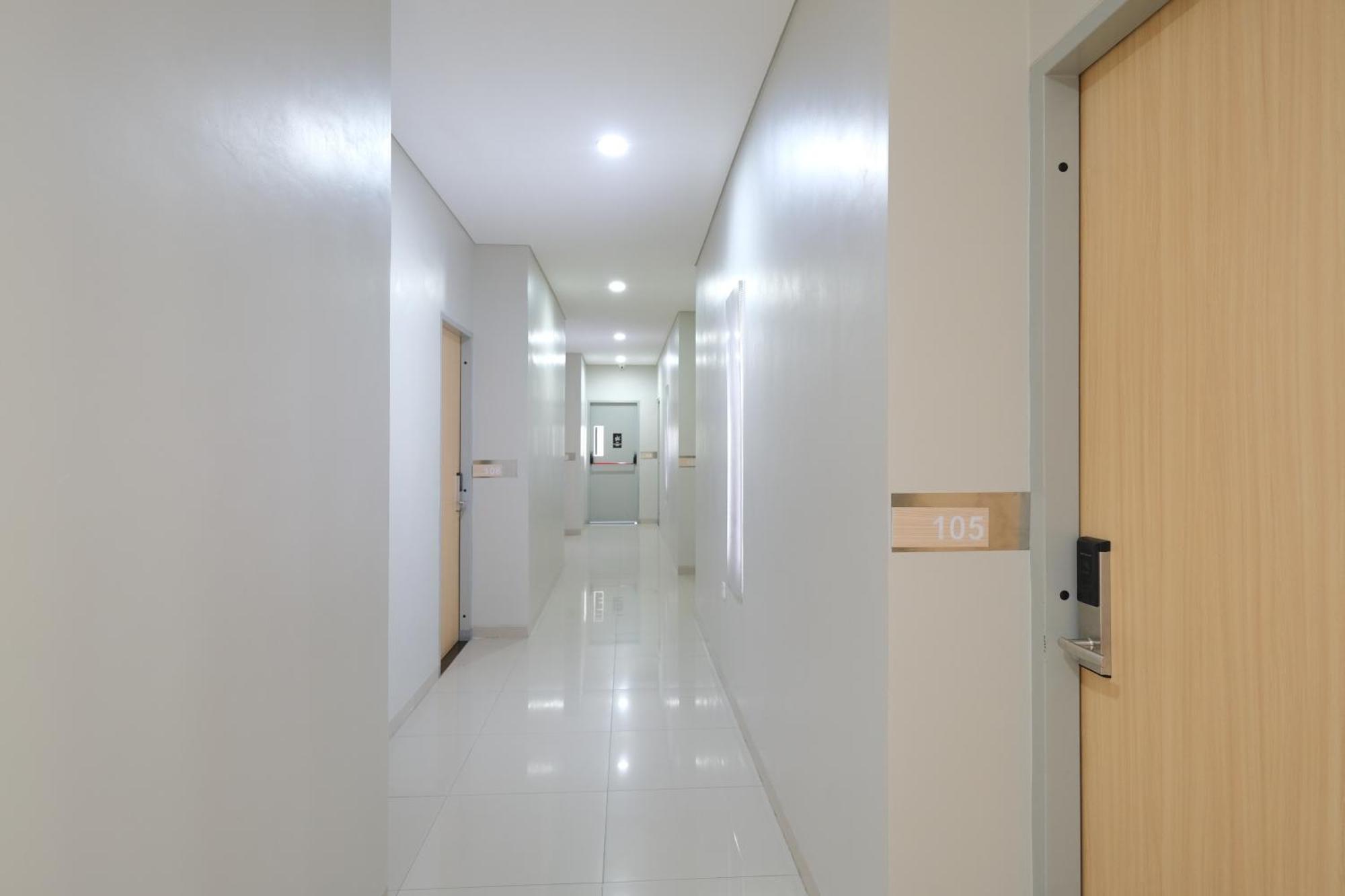 S101 Hotels Semarang Exteriér fotografie