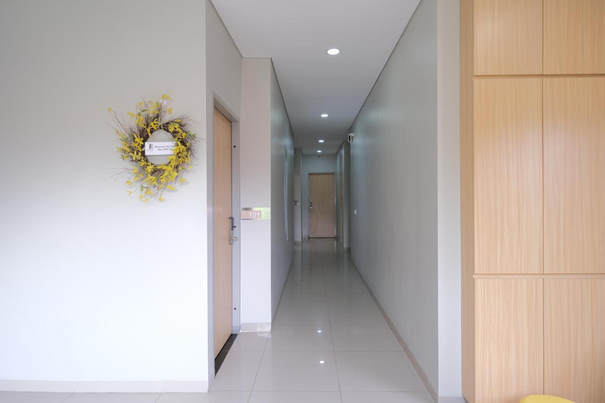 S101 Hotels Semarang Exteriér fotografie