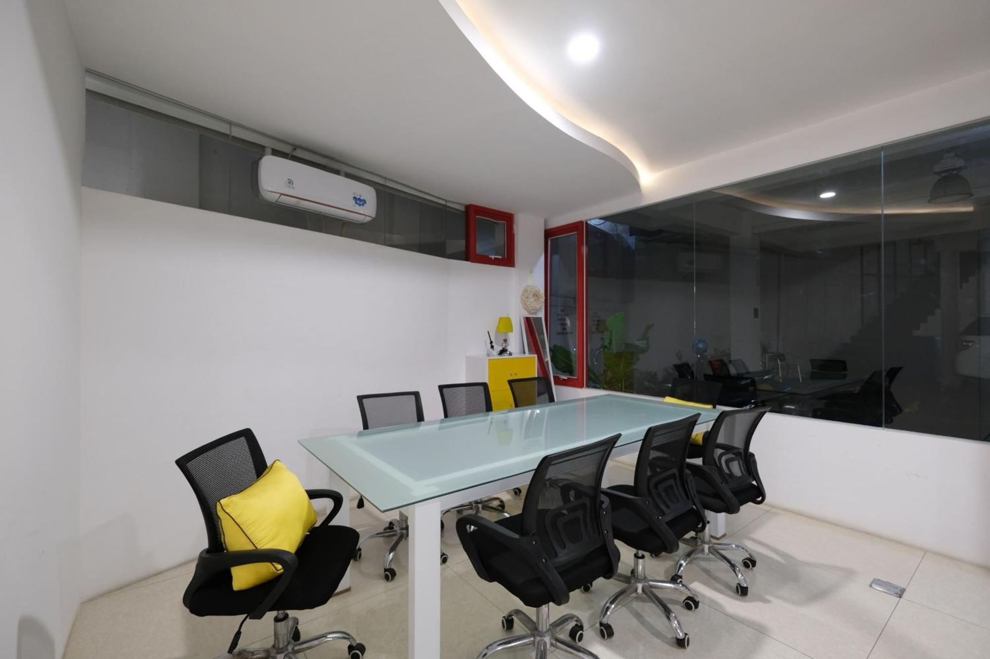 S101 Hotels Semarang Exteriér fotografie