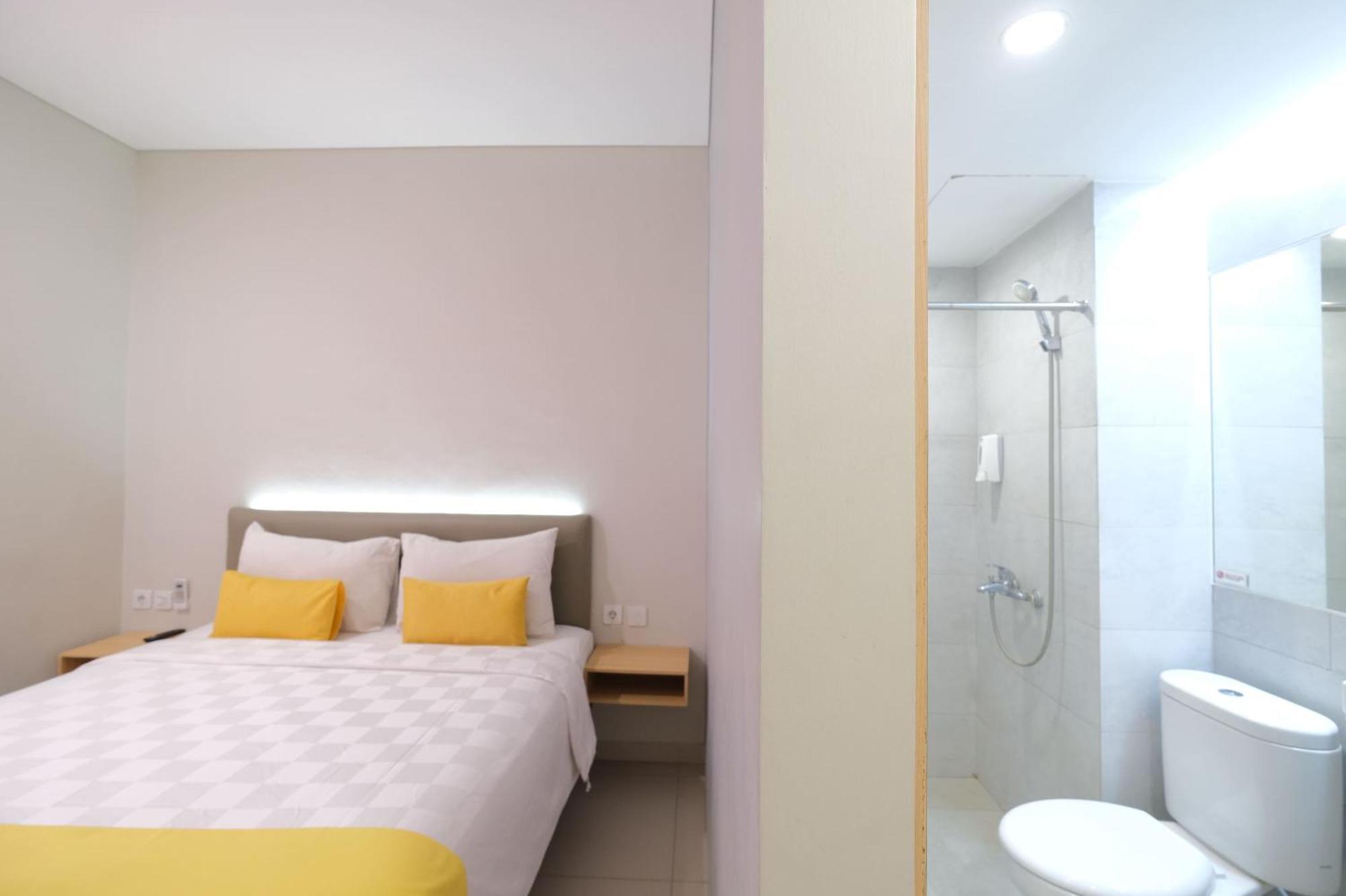 S101 Hotels Semarang Exteriér fotografie